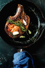 Pan Seared Pork Chops With Garlic And Thyme Recipe In 2020 Pan Seared Pork Chops Seared Pork Chops Pork Chops