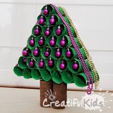 Viele kreative ideen und kostenlose anleitungen zum thema upcycling findest du auf handmade kultur. Basteln Mit Klopapierrollen 20 Geniale Tipps Um Bei Der Weihnachtsdeko Geld Zu Sparen Cooletipps De