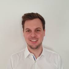 Wissenschaftliche Mitarbeiterinnen und Mitarbeiter — TechInf