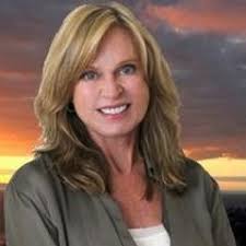 Gina Mead's Instagram, Twitter & Facebook