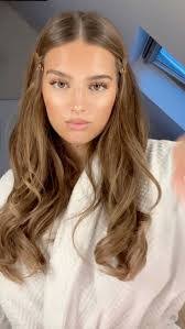 Karla Michel's Instagram, Twitter & Facebook