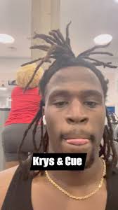 Partners get stronger together builds a stronger bond in all aspects  💪🏾❤️#couple #workout #explorepage #loveit