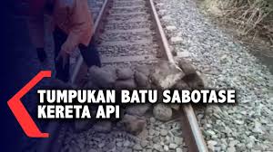 Ternyata alasan rel kereta api harus dikelilingi batu kerikil ini, karena ada maksud tertentu yang sebenarnya sangat penting. Tumpukan Batu Di Rel Kereta Api Diduga Sabotase Youtube