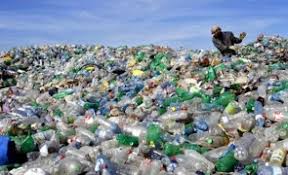 In vaste regiuni din ungaria si slovacia a fost decretata starea de urgenta. Ungaria AcuzÄƒ Romania Tone De Deseuri De Plastic Au Fost Aduse De Ape Peste GraniÅ£Äƒ Stiri Pe Surse Cele Mai Noi Stiri