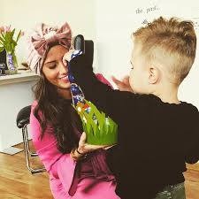 So war sie beispielsweise erst vor kurzem bei der auf prosieben ausgestrahlten show schlag den star zu sehen. Pietro Sarah Lombardi Gemeinsames Osterfest Promicabana