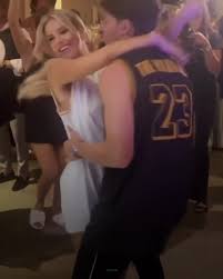 Austonmatthews Girlfriend | Tiktok