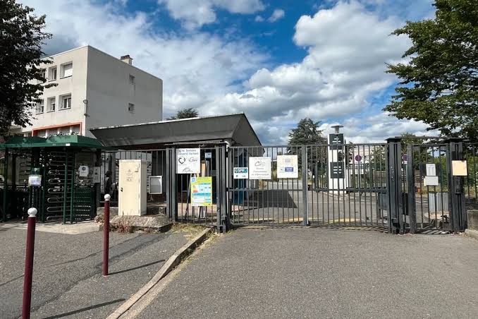 Une adolescente de 13 ans enlevée à la sortie du collège puis séquestrée et  frappée dans un garage, à Vierzon - Le Berry Républicain