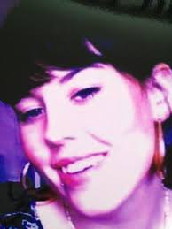 Obwohl ich dein Todesdatum auf meine Unterarm tätowiert habe, passiert es  mir jedes Jahr aufs Neue, und ich werde erst durch die Postings meiner  Nichte darauf aufmerksam, dass es nun schon 14