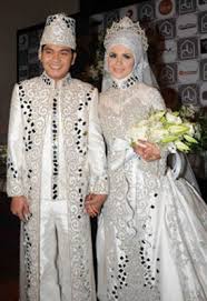 Baju akad nikah simple, model kebaya akad nikah hijab, baju akad nikah warna putih, model baju 57 kebaya muslim untuk akad nikah syar i romantis model baju akad nikah terbaru, inspirasi. Model Baju Akad Nikah Islami Gambar Islami