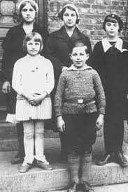 Mary's appearance to 5 children in beauraing, belgium, in november and december of 1932 has always fascinated us. Our Lady Of Beauraing