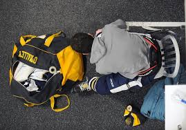 Wellesley defeated Needham, 4-1, in hockey season finale, Feb. 15, 2021