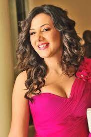 She is the daughter of actor samir ghanem and actress dalal abdulaziz; Egyptian Star Donia Samir Ghanem Arab Celebrities Egyptian Actress Indian Bollywood Actress