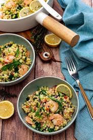 Perles De Couscous Aux Crevettes Et Courgettes Amandine Cooking Recettes De Cuisine Recette De Plat Plat Simple Et Rapide