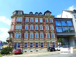 Durch die anspruchsvolle fassade und das stilvolle treppenhaus wird das denkmalgeschützte haus besonders aufgewertet. 3 Zimmer Wohnungen Mieten In Chemnitz