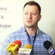 Medicul Sorin Velicu Din Brașov, Acuzat De Dare și Luare De Mită