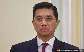 Will mahathir hand the reins over to wan azizah, making her the first female. Azmin In Big Trouble Says Bn Leader Free Malaysia Today Fmt