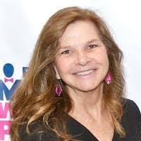 Evelyn Waldron's Instagram, Twitter & Facebook