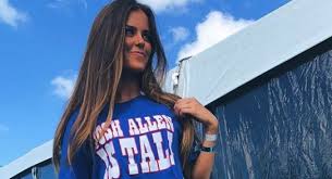 The two are a pretty good looking couple, and that was on full display last week when the young couple showed up to see the suns in los angeles. Busted Coverage On Twitter Update Josh Allen S Girlfriend Made A Statement On Ig Before Today S Game Https T Co Lkdhosah0i