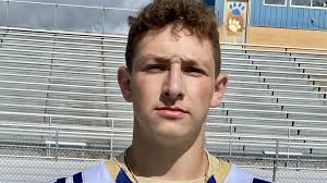 Shady Davis's Instagram, Twitter & Facebook