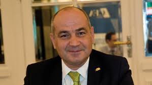 Adrian Mitroi: Dobânda mai mare este un amortizor de consum şi un iniţiator  de investiţii