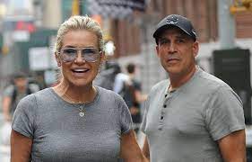Rhobh Alum Yolanda Hadid S New Hunky Ceo Boyfriend Revealed