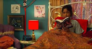 Four kids travel through a wardrobe to the land of narnia and learn of their destiny to free it with the guidance of a mystical lion. The Top 20 Teen Rooms In Movies And Tv Best Bedroom Set Design