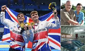 Tom daley was knitting while watching the women's springboard diving final sunday in tokyo. Tom Daley Was Not Supposed To Do It At These Games After Having Surgery One Month Before Tokyo