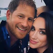 Such a sweet,loving picture ❤️🌺❤️