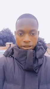 No dia 31 as 23:59 Nos todos bem felizes derepente no céu vem escrito 2024  SEGUNDA TENPORADA... Fui🏃💨