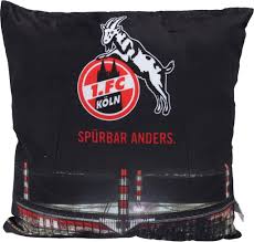 Fc köln herstellerreferenz 2060116 verpackungsabmessungen 20.32 x 20.32 x 4.57 cm; 1 Fc Koln Kissen Stadion Led 40x40cm Kaufland De