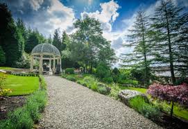 Wedding Venue Near Yorkshire The Saddleworth Hotel Oldham Country House Wedding Venues Hotel Wedding Venues Garden Venue