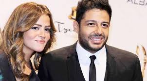 وبعد أن صممت شعارًا وفقًا لرؤيتك الفريدة، أصبح من اللازم أن تستخدمه في كل مكان. Ù…Ø·Ø±Ø¨Ø§Øª Ù‚Ø¯Ù…ÙˆØ§ Ø§ØºÙ†ÙŠØ§Øª Ù„Ø§Ø´Ø®Ø§Øµ Ù…Ø¤Ø«Ø±ÙŠÙ† Ø§Ø­Ø¯Ø§Ù‡Ù† ØºÙ†Øª Ù„Ø§Ø¨Ù†ØªÙ‡Ø§ Ø¨Ø¹Ø¯ Ù‚ØªÙ„Ù‡Ø§ Ù…Ø¬Ù„Ø© Ù‡ÙŠ