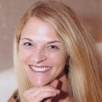 Melissa Tew's Instagram, Twitter & Facebook