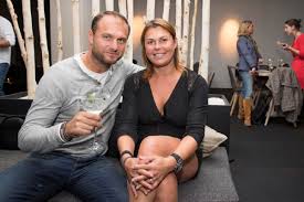 Samen met topchef wout bru maken we met voedseloverschotten van supermarkten en horecabedrijven restaurantwaardige hapjes. Wout Bru Ik Ga Niet Scheiden We Zitten Gewoon In Een Dipj Het Belang Van Limburg Mobile