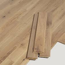 Parquet Massif Chene Naturel Vitrifie S Artens Massif Clic En 2019 Parquet Massif Revetement De Sol En Bois Et Parquet Contrecolle