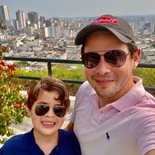 David Abad (@dmichaelabad)