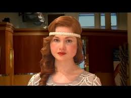 Before you touch her hair, note exactly how she is wearing it. Get Great Gatsby Hair 1920s Wave And Headband Youtube