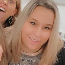 Jeri Tharp's Instagram, Twitter & Facebook