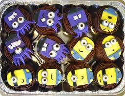 Gateau Minion Et Ses Cupcakes Trop Mignons Deserts