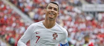 Portugal se puso adelante con un penal marcado por cristiano, pero el gusto les duró muy poco porque después el silbante decretó un penal para francia que ejecutó benzema de gran manera. Portugal Vs Francia Pronosticos De Apuestas Predicciones Y Cuotas