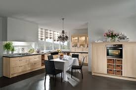 Individuelle küchen in jeder preisklasse. Kuchen Hellmuth Wurzburg Kuchenstudio Kuchen Schreinerei Innenausbau Kuchenausstellung Elektrogerate Designkuchen Singlekuchen Klassische Kuchen