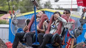 Guys passing out on the slingshot ride. Surfers Paradise Tourist Attraction The Slingshot Set To Be Relocated To Cavill Ave Site Gold Coast Bulletin