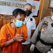 Those who want to read the story in english may read this story in english as written bellow: Cerpen Sayang Tulisan
