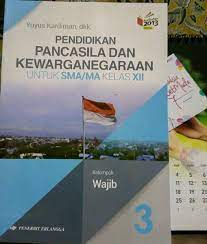 Download buku pkn kelas 12 kurikulum 2013 revisi 2017. Jual Ppkn Pendidikan Pancasila Dan Kewarganegaraan Sma Ma Kelas Xii Kelompok Wajib Kurikulum 2013 Revisi Erlangga Di Lapak Tokobukubagus Bukalapak