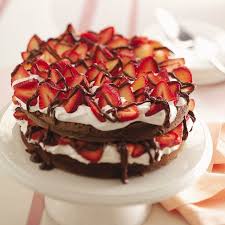 Spiele dekorationen einweggeschirr kuchen dekoration lieferungen partyzubehör farbe. Torte Dekorieren Mit Erdbeeren 88 Beispiele Fur Torten Die Verfuhrung Verkorpern