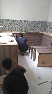 Berbicara pembuatan kitchen set pasti tidak lepas dari harga, harga murah dan berkwalitas pastinya semua orang mau. 23 Ide Kitchen Set Minimalis Murah Di 2021 Minimalis Lemari Dapur Dapur Diy