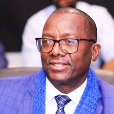 Minister Erastus Uutoni