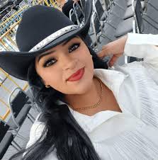 Vendo cajonera entrego punto medio de villa esmeralda balcones joya riberas  palmas almendros números