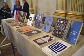 दक्षिण कोरियाई    मस्त बढ़िया पोंद    हान कांग को साहित्य में     नक्सली समस्या संहारक जीजी पति जीजा जी बी के यादव जी की स्प्लेंडर बाइक के साईंलेंसर से उड़ती स्वादिष्ट टट्टी      पुरस्कार मिला