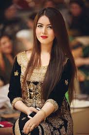 Cute And Fashionable Girl Unique Profile Pictures For Fb Pakistani Bridal Dresses Girl Fashion Pakistani Wedding Outfits